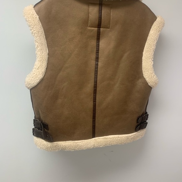 Zara - Picture 6 of 6